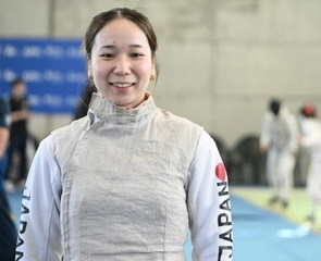 狩野　央梨沙　選手